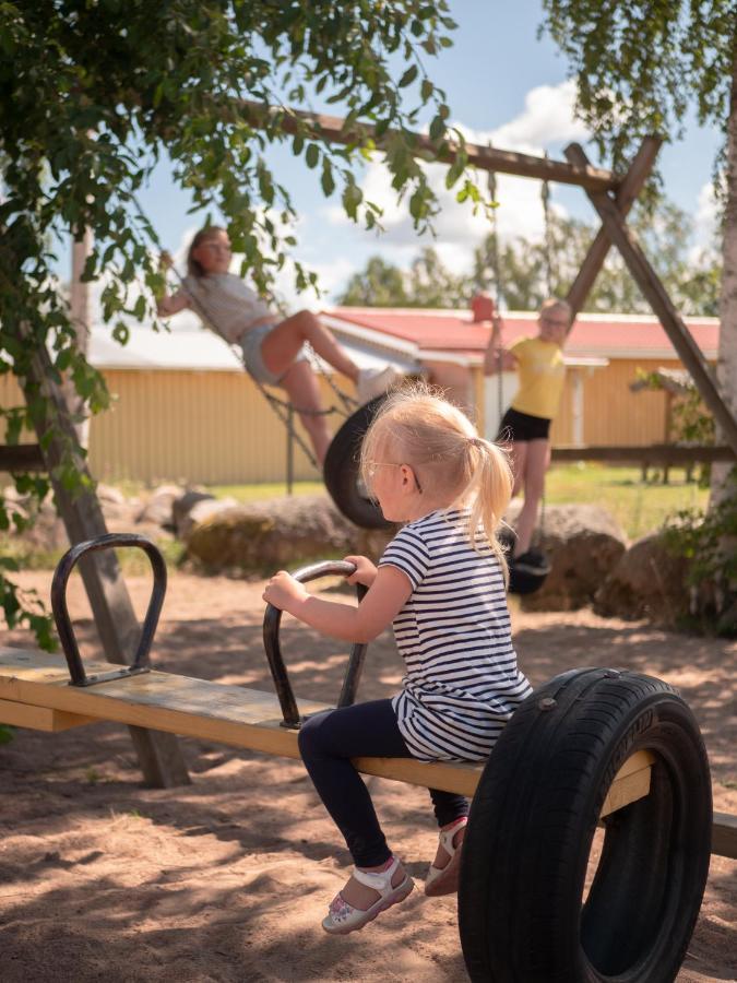 假日公園 Bjoerkbackens Stugby I Vimmerby